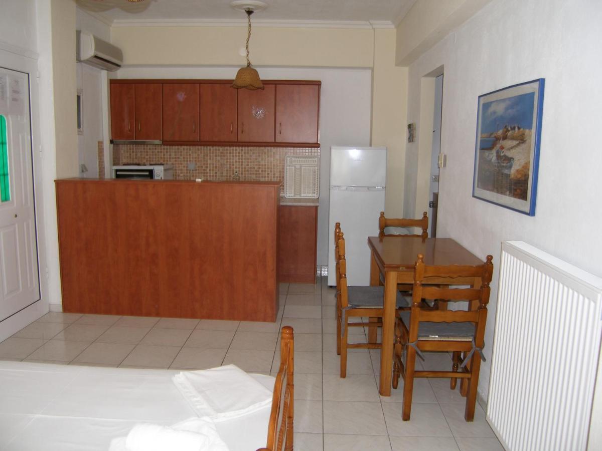 מירינה Efi Apartments מראה חיצוני תמונה