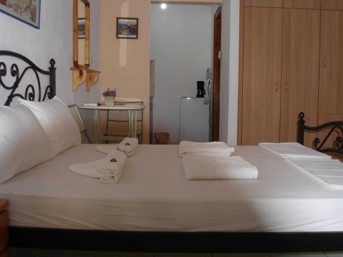 מירינה Efi Apartments מראה חיצוני תמונה