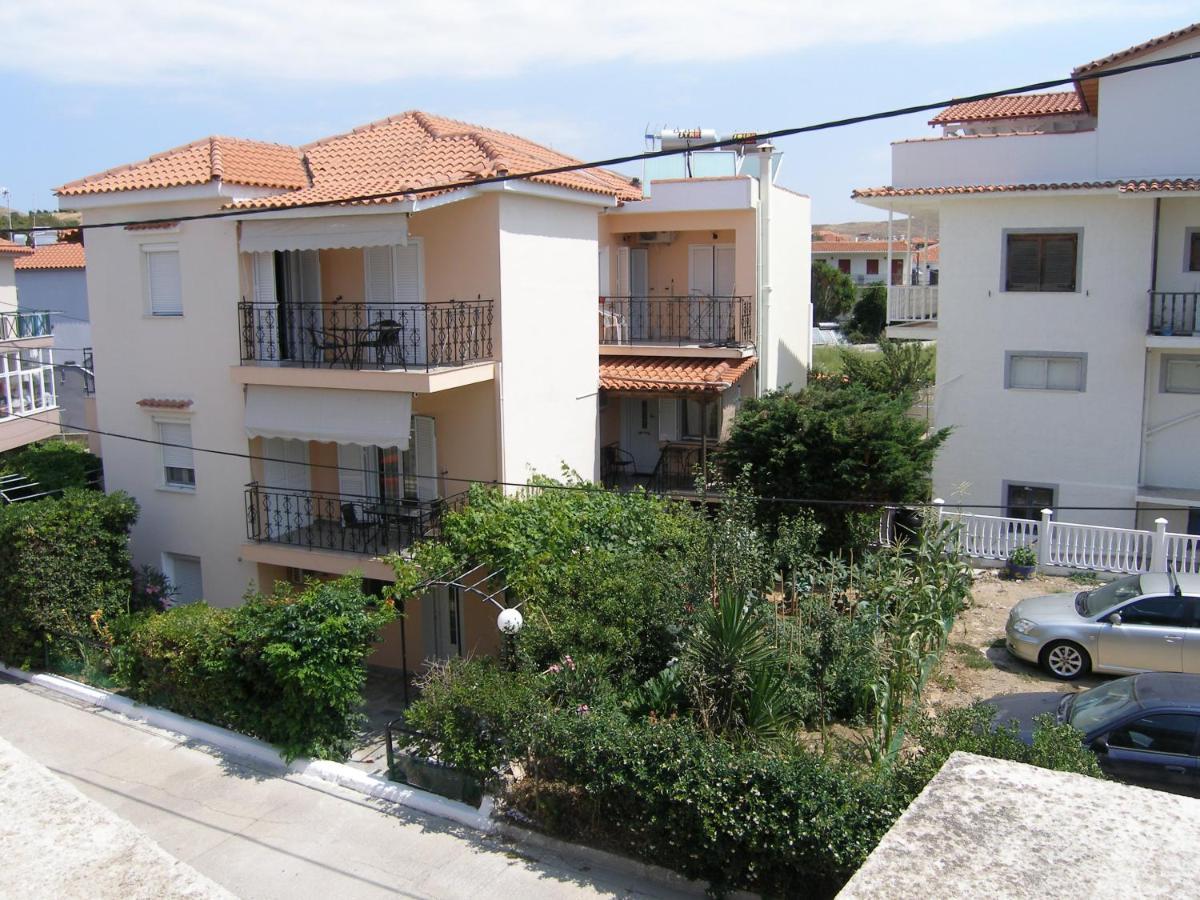 מירינה Efi Apartments מראה חיצוני תמונה